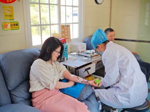 如皋市审计局积极组织献血活动